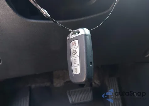 2012 Hyundai Elantra Limited from USA, damaged, VIN 5NPDH4AE1CH125995